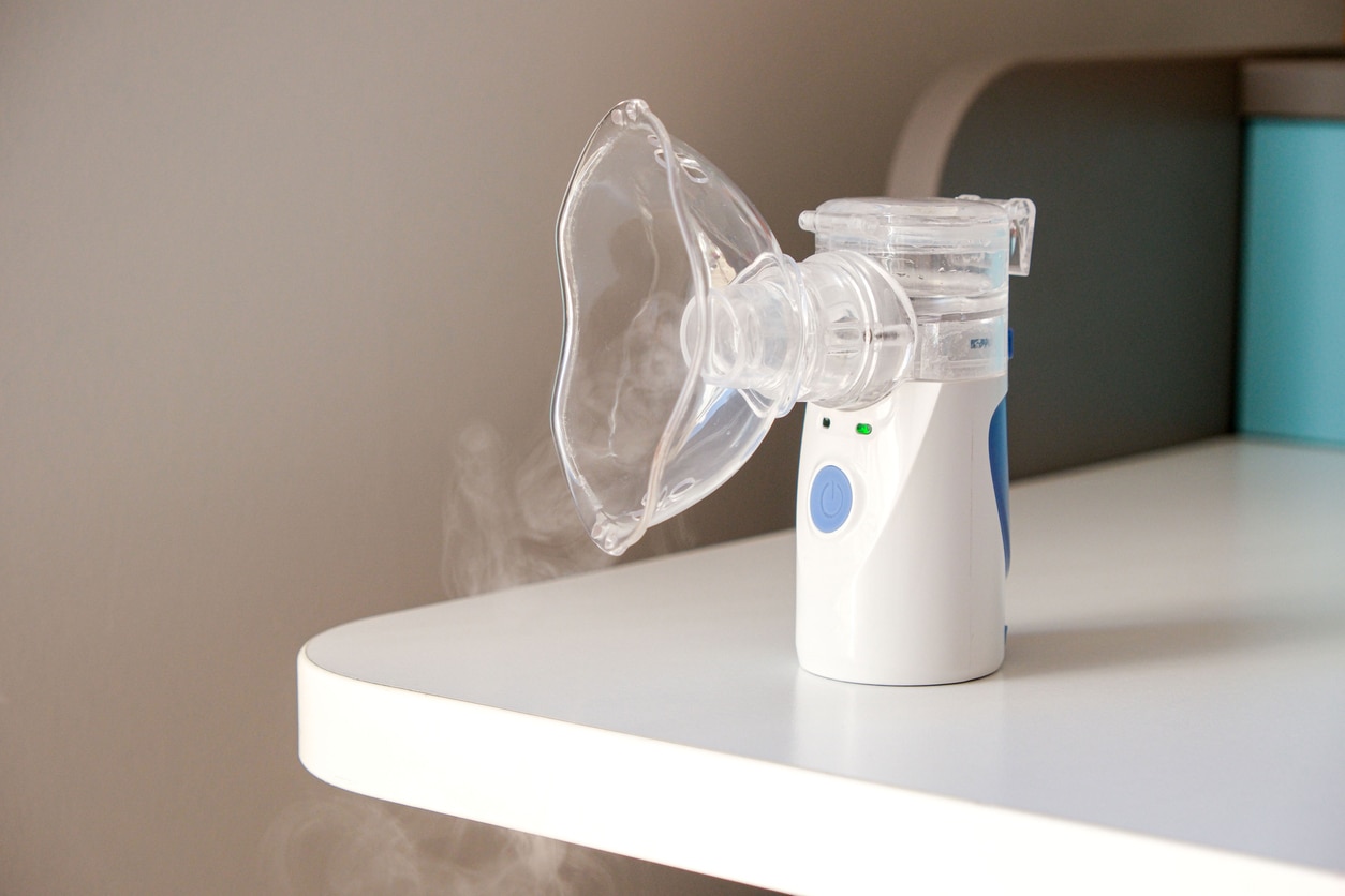 Facial steamer